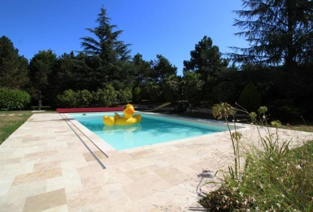 Villa Entiere Du Chateau Lacroix De Civrac 3 Ch, 3 Sdb, Piscine Xxl,Sauna, 4 Etoiles,7 Pers Zewnętrze zdjęcie