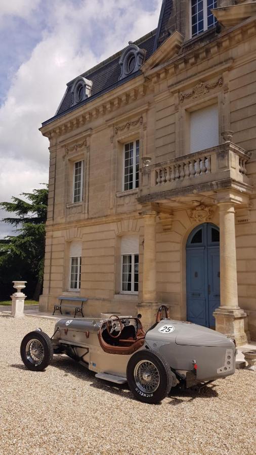 Villa Entiere Du Chateau Lacroix De Civrac 3 Ch, 3 Sdb, Piscine Xxl,Sauna, 4 Etoiles,7 Pers Zewnętrze zdjęcie